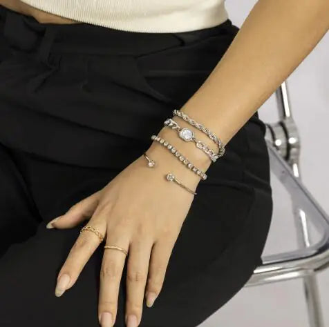 Hollow Metal Rhinestone Bangle Versatile Chain Bracelet